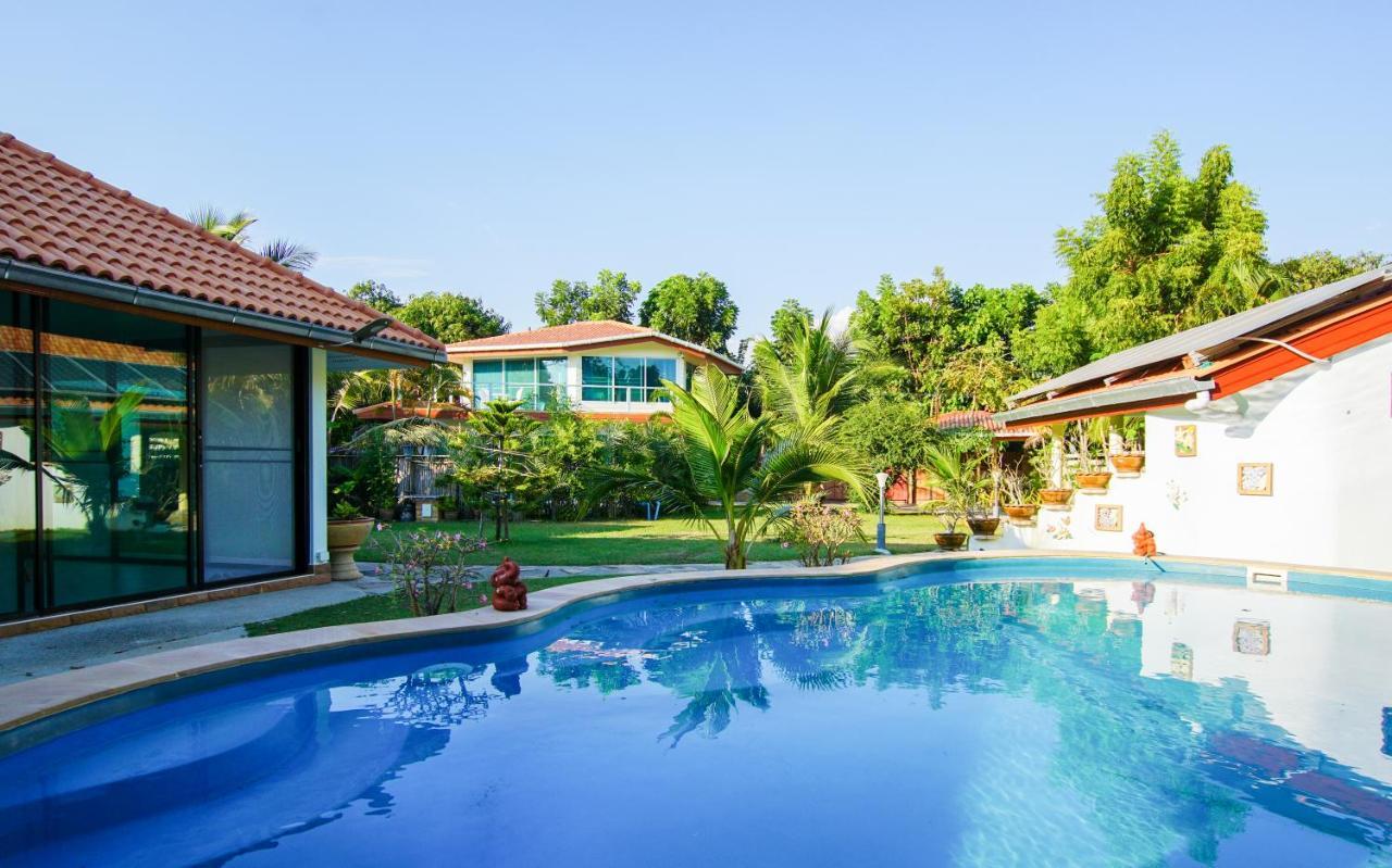 Tina'S Living Paradise - Guesthouses With Private Pool Ban Phe Dış mekan fotoğraf