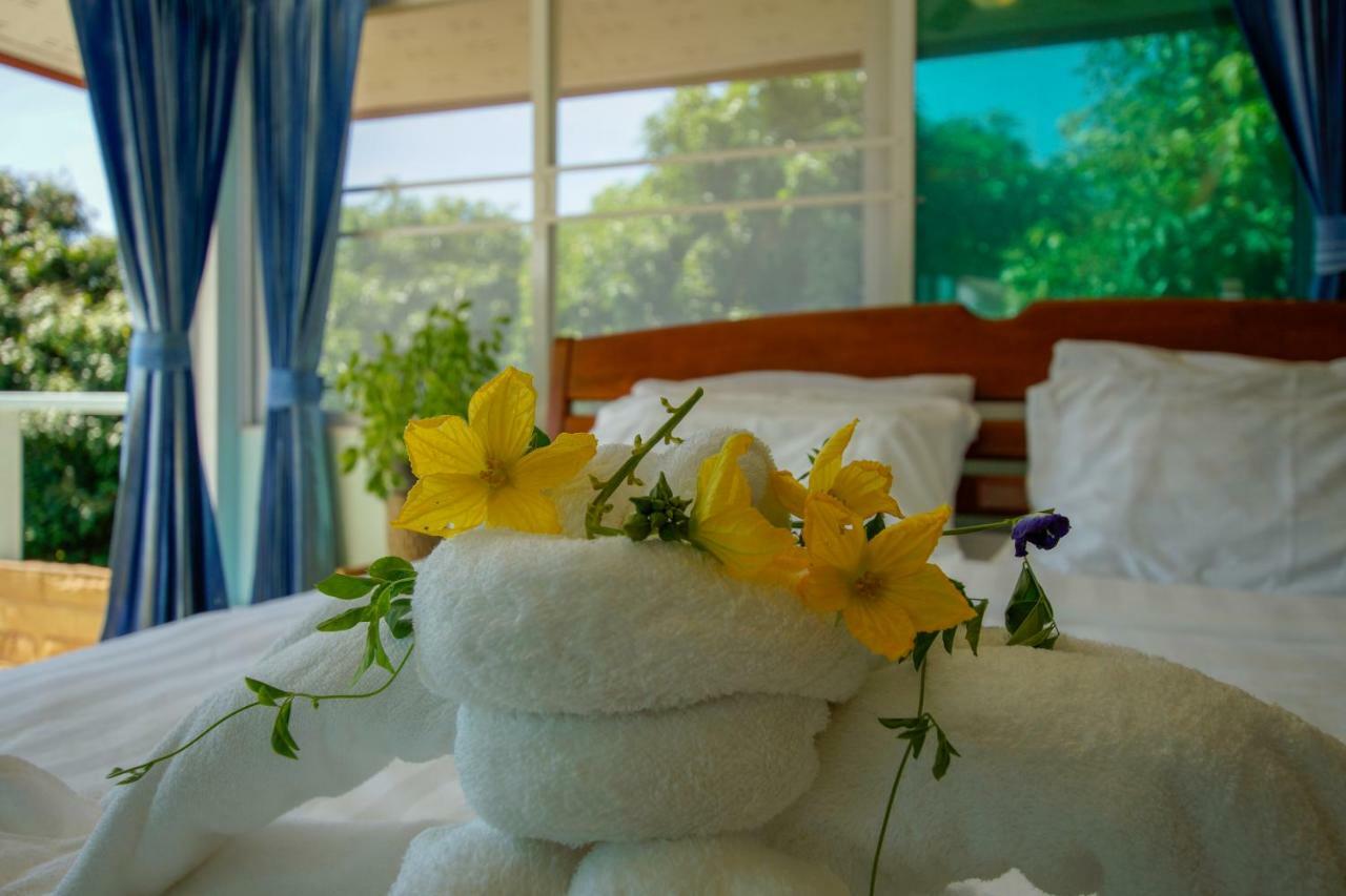 Tina'S Living Paradise - Guesthouses With Private Pool Ban Phe Dış mekan fotoğraf